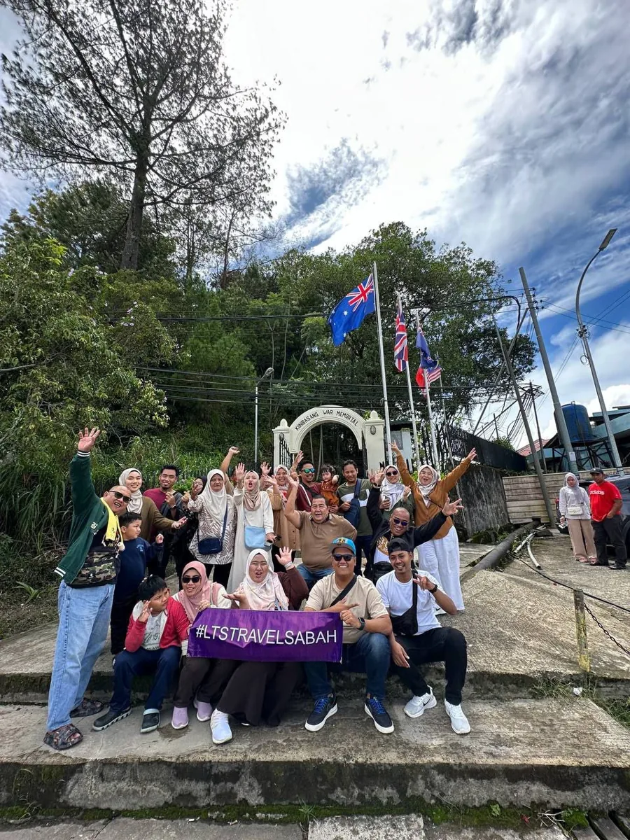 Pelanggan LTS Travel