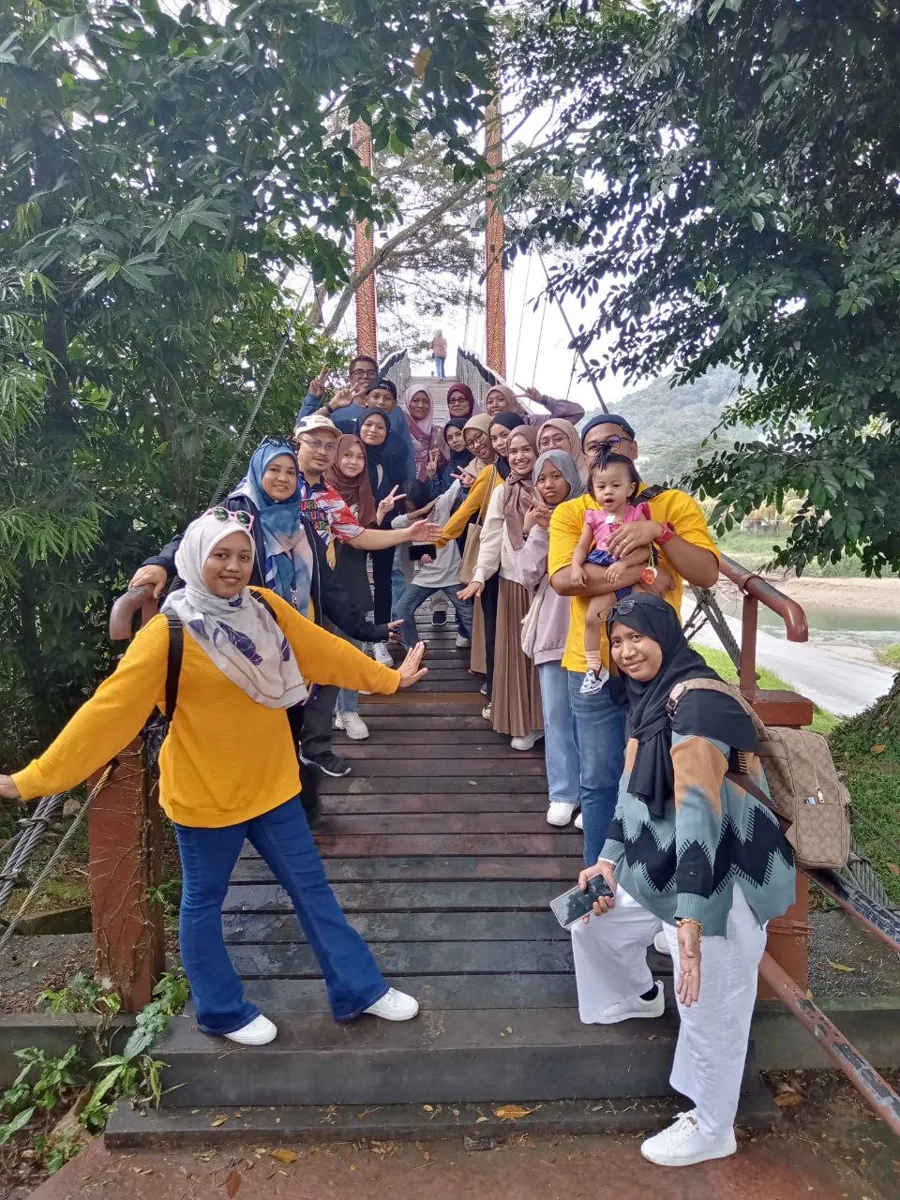 Pelanggan LTS Travel