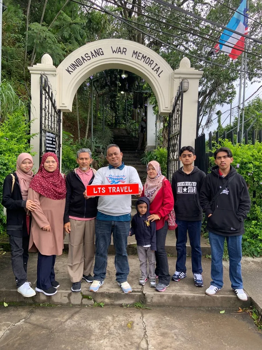 Pelanggan LTS Travel